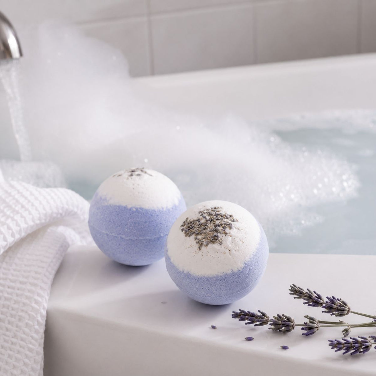 Bombe de bain - Monoï & fleurs séchées🪻