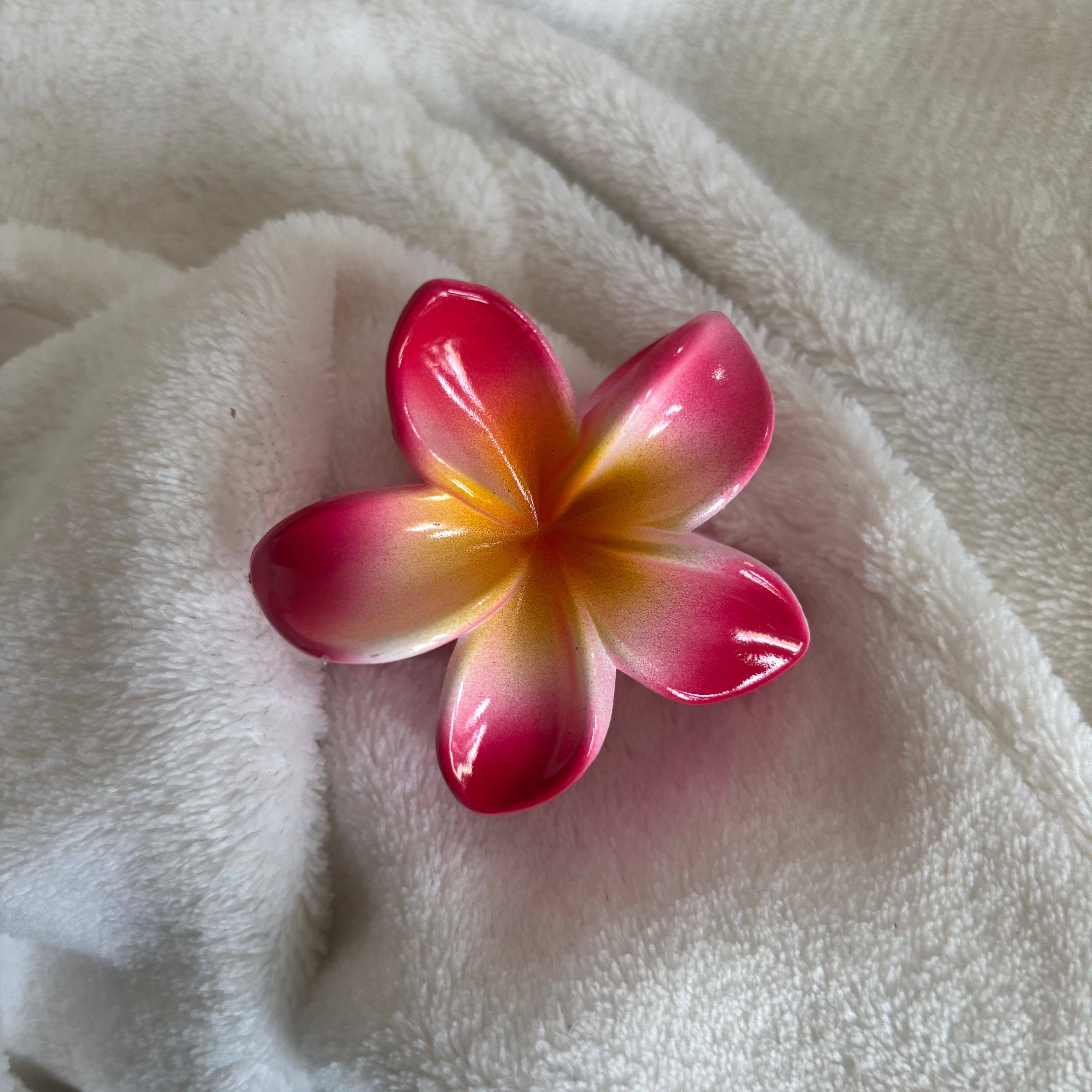 Pince cheveux - Petite Fleur de Monoï