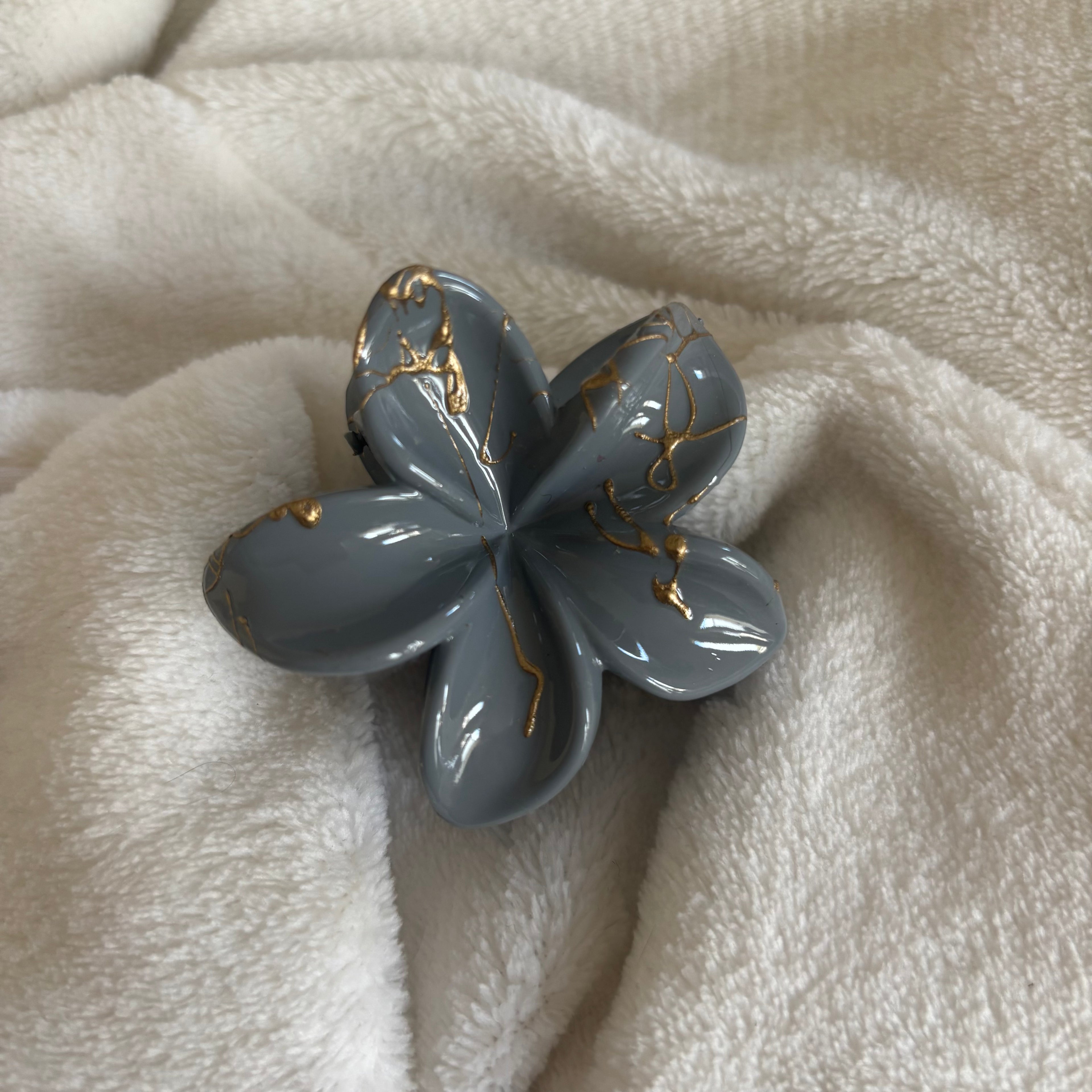 Pince cheveux - Petite Fleur de Monoï